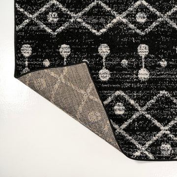 Aksil Moroccan Beni Souk Area Rug